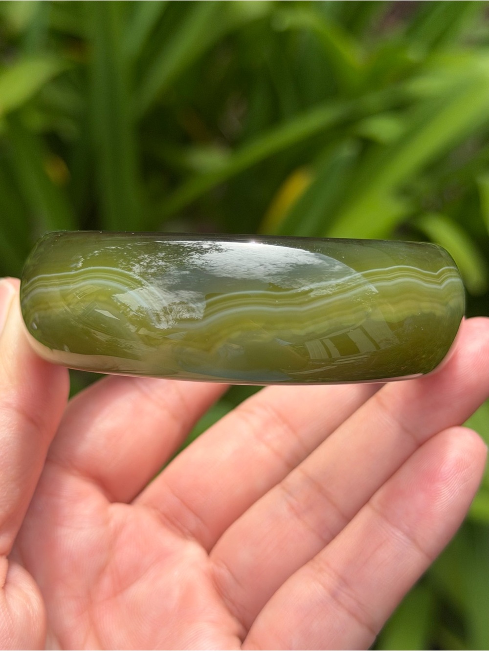 60mm inner diameter olive green banded agate wide bangle 1825